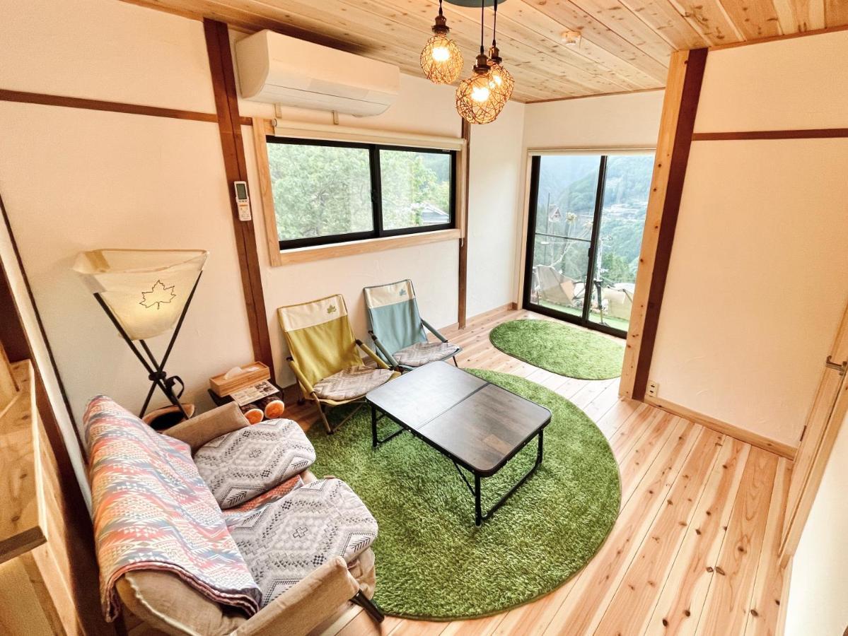 古民家グランピングmatoba Hotel Miyoshi  Buitenkant foto