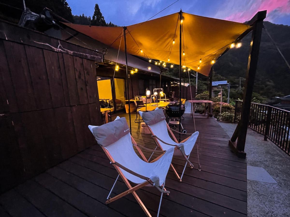 古民家グランピングmatoba Hotel Miyoshi  Buitenkant foto