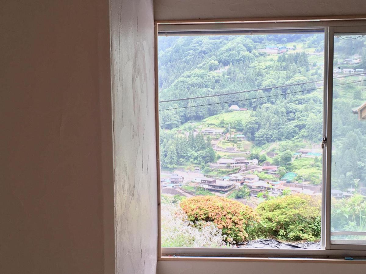 古民家グランピングmatoba Hotel Miyoshi  Buitenkant foto
